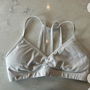 Women's Light Gray Strappy Sports Bra